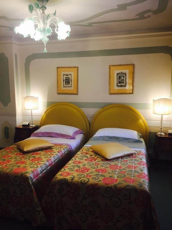 Domus Dotti V Guest House Treviso Eksteriør billede